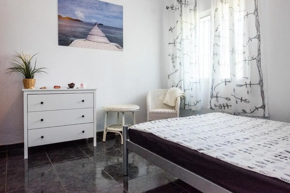Finca La Sonrisa - Lovely House With Pool And Sea View Benajarafe 0*,  Spanyolország